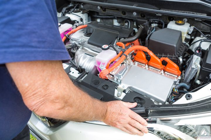 Hybrid Maintenance In Mountain View, CA Hybrid Maintenance In Mountain View, CA